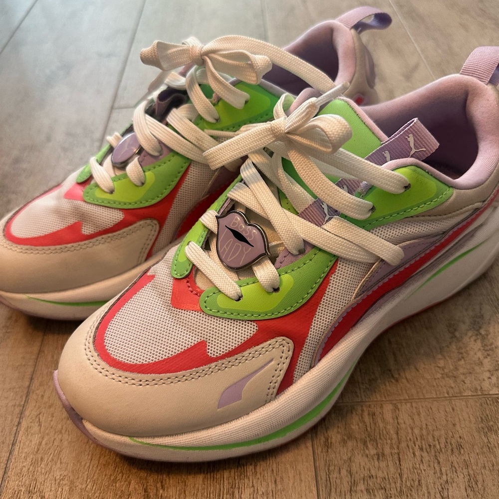 Puma Sneakers